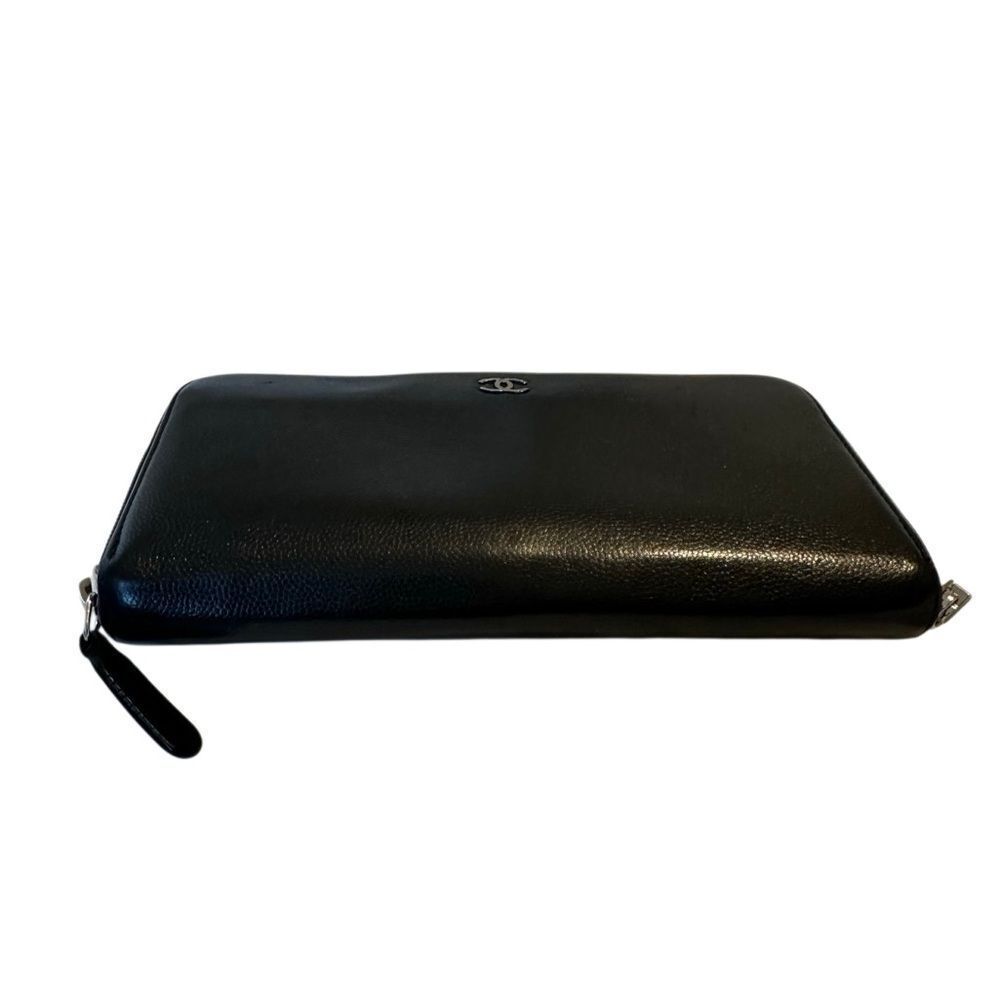 CHANEL Elegant Black Wallet - Picture 5 of 13